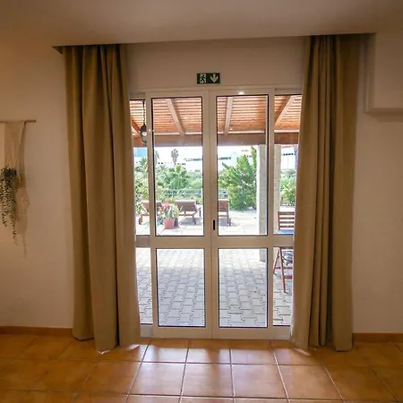 Slowing - âncora Porto Santo